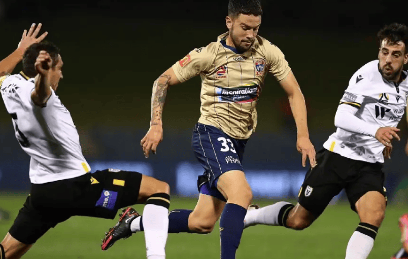 关于门兴格拉德巴赫围绕欧篮联防线松动欧冠加时末段走向成谜，连对手都承认：Doinb在勇士比赛中夺冠的信息